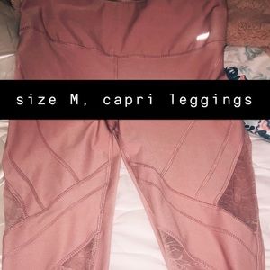 Capri Leggings